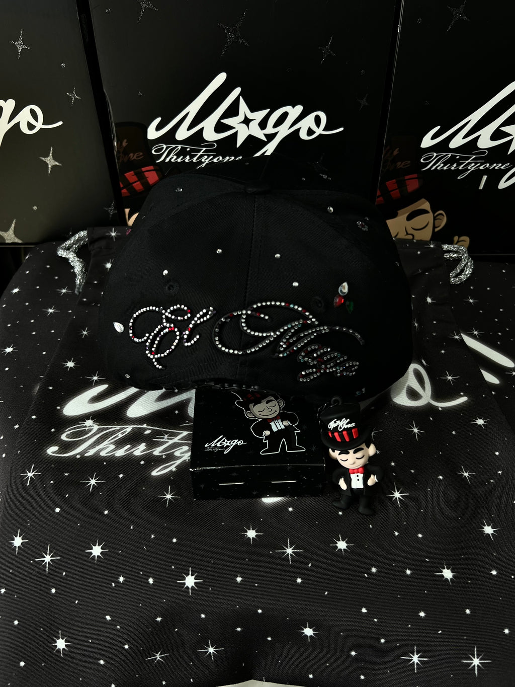 31 HATS X MAGO LA UNIVERSO