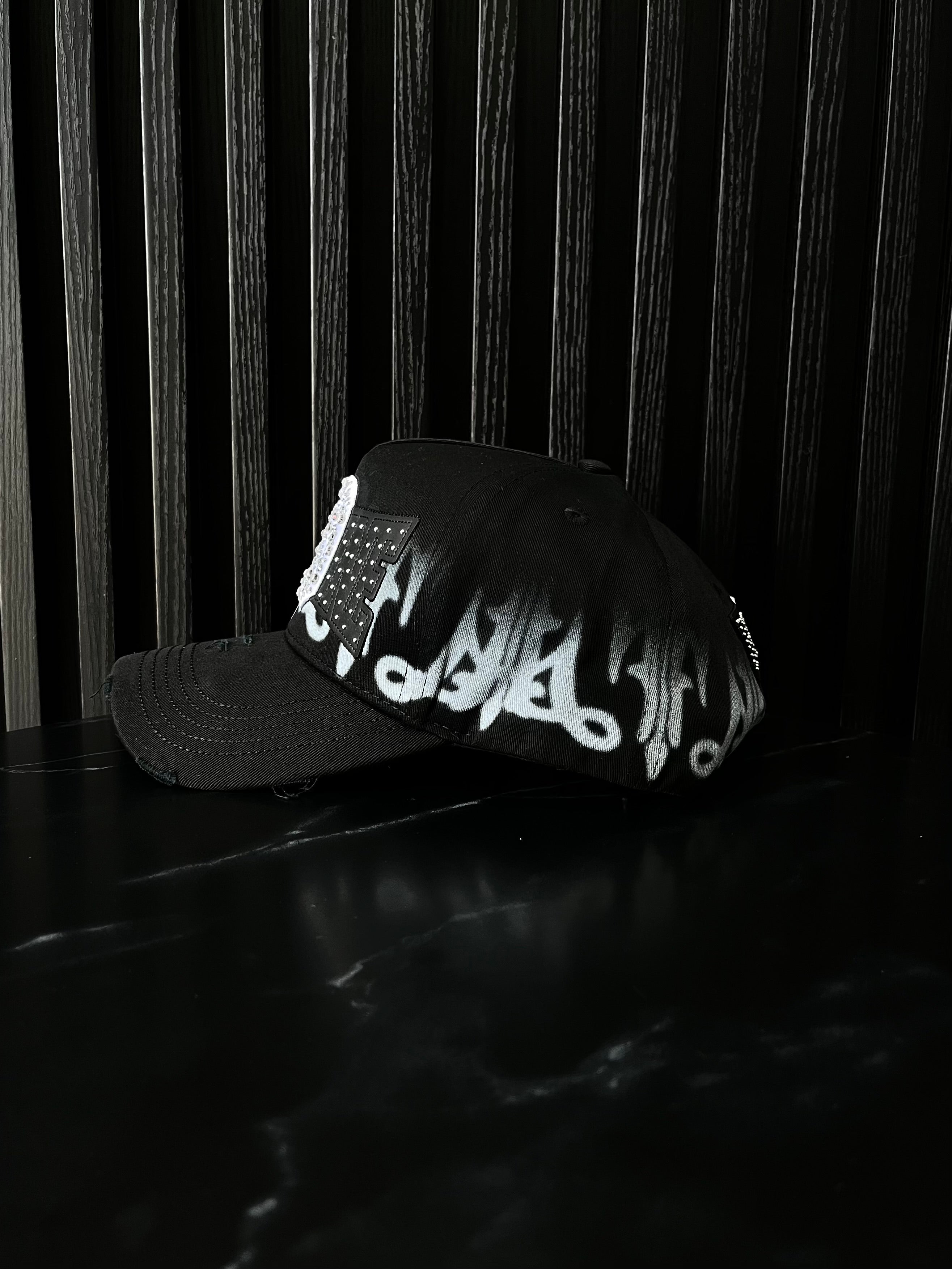 31 Hats x Benavides DB31
