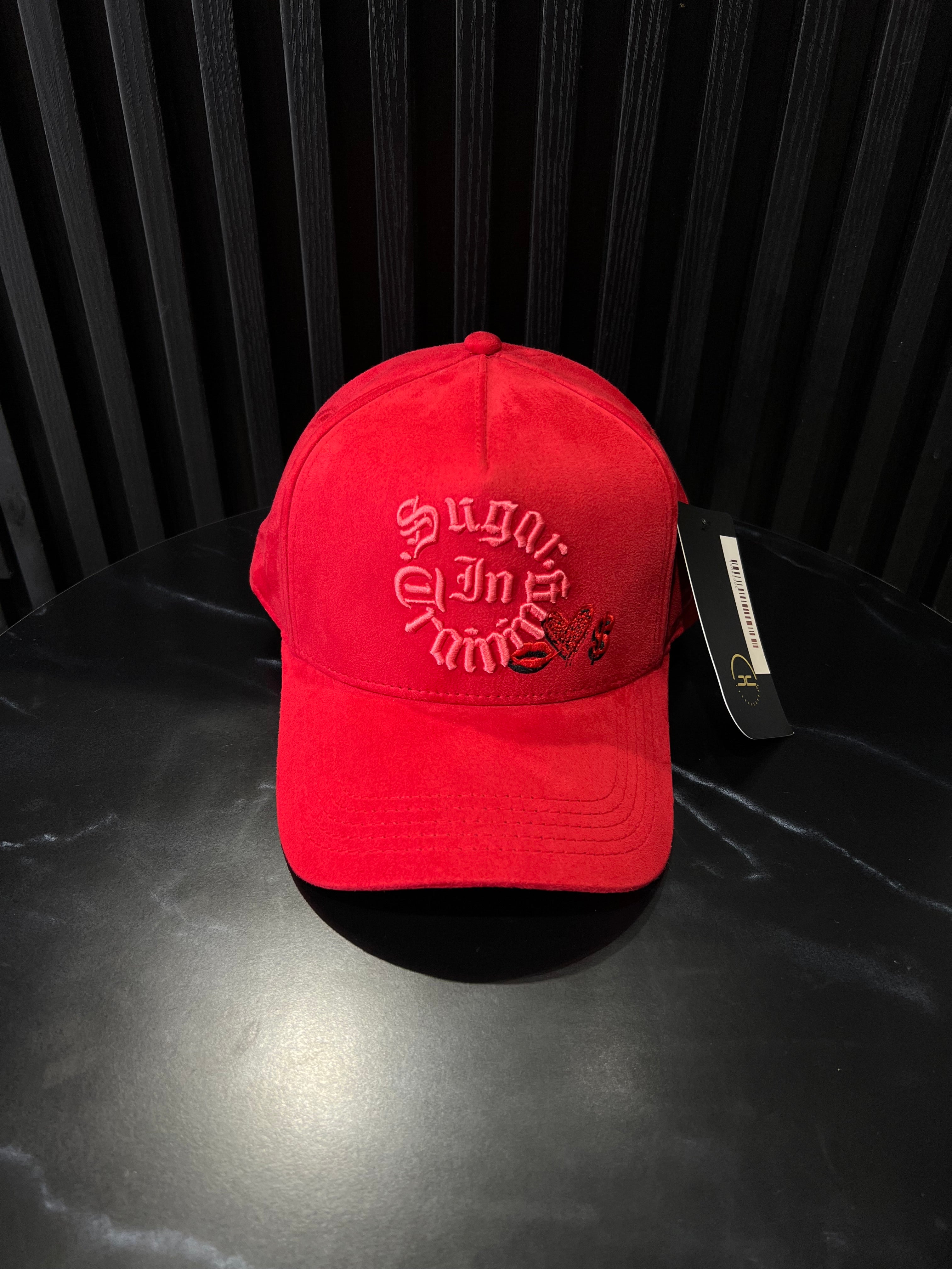 JC HATS SUGGAR IN TRAINIG