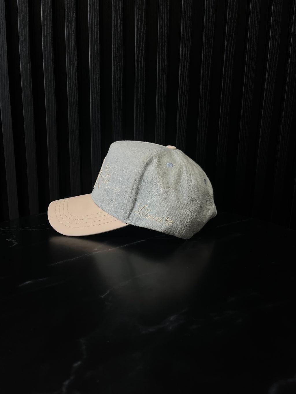 LA Amiri beige