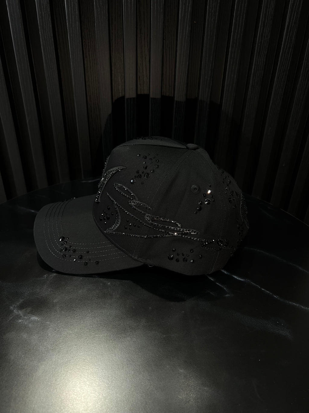 31 HATS MAGO TOTAL BLACK