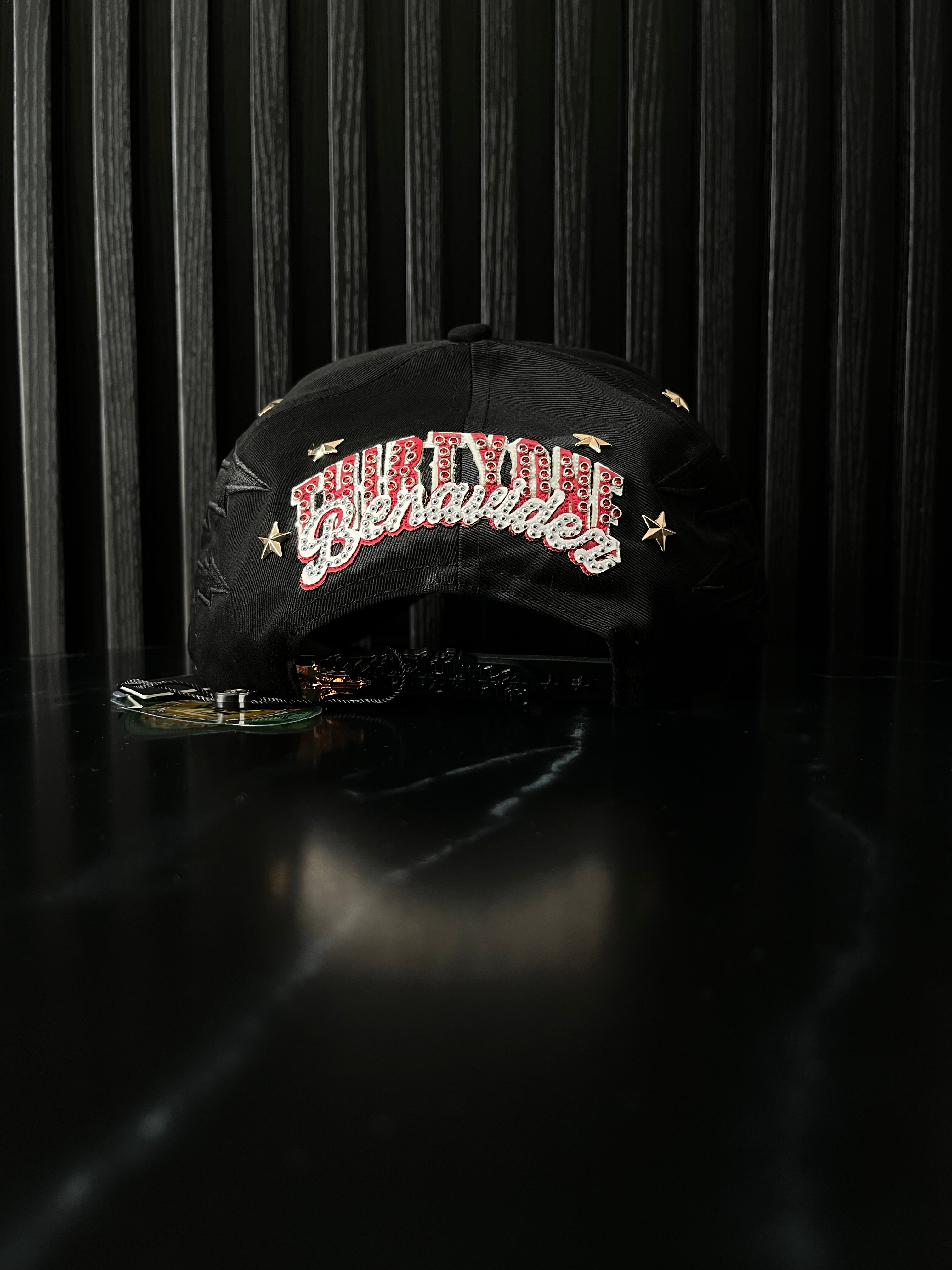 31 Hats x Benavides “Champions Series” 0/2000
