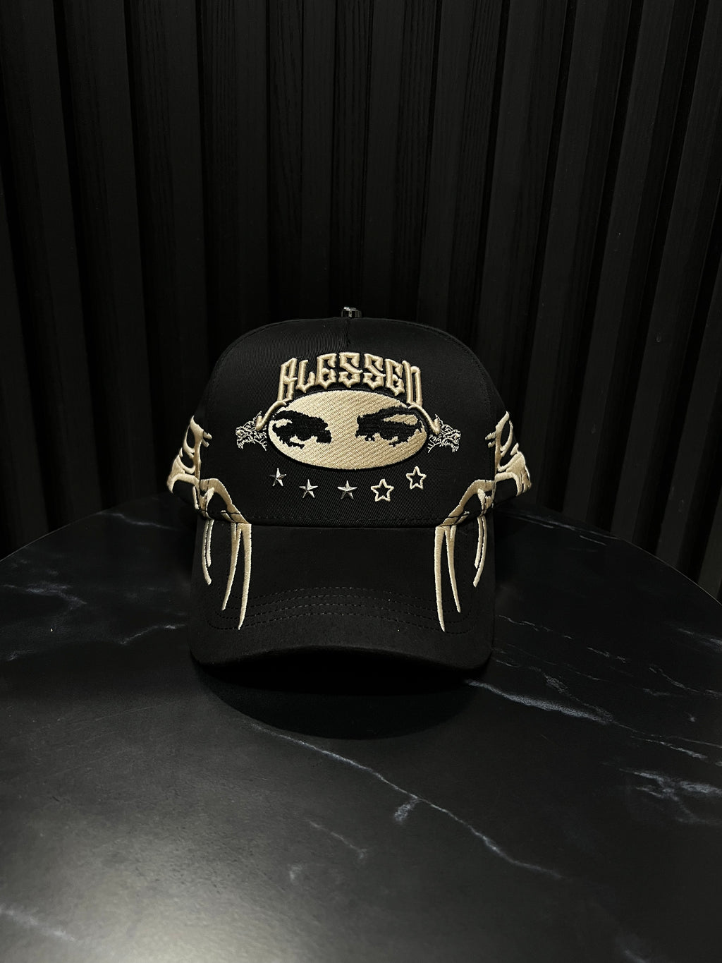 BÁEZ X SHIFU VALERIA