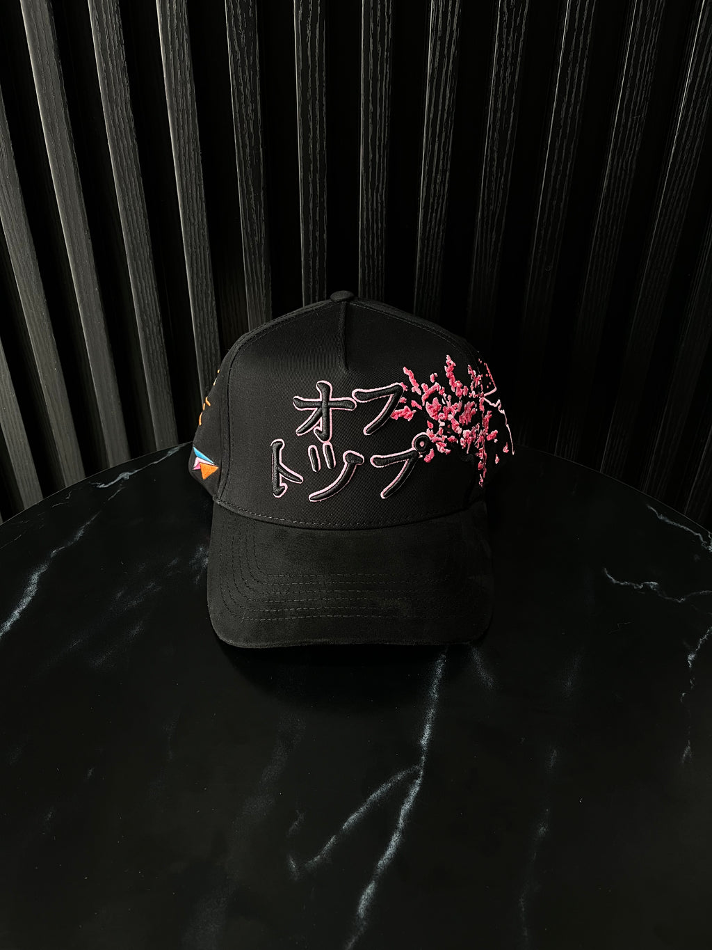 OFF TOP SAKURA BLACK