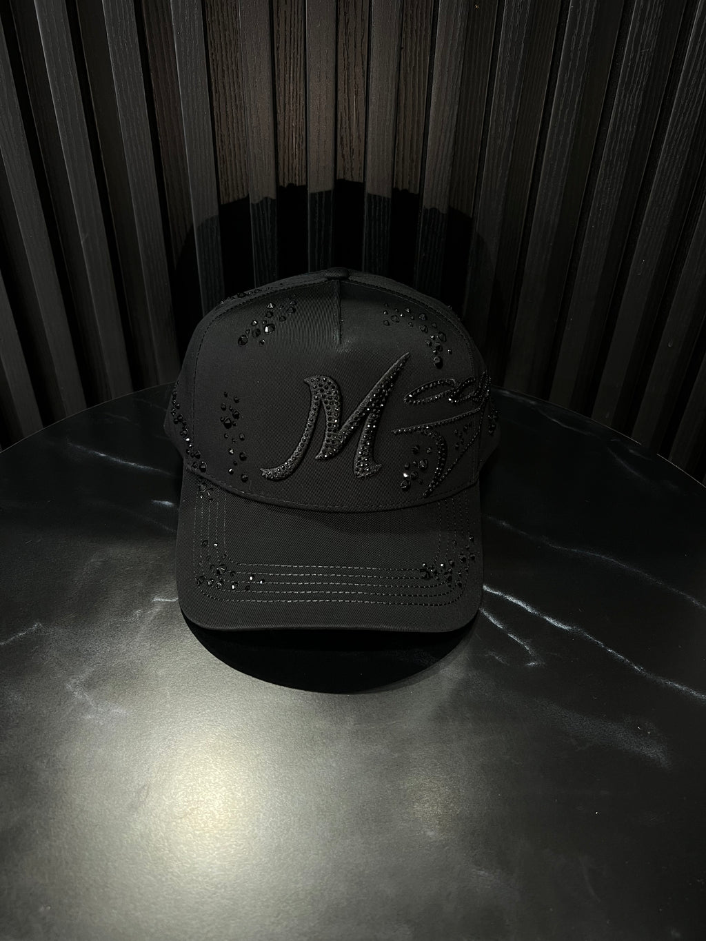 31 HATS MAGO TOTAL BLACK