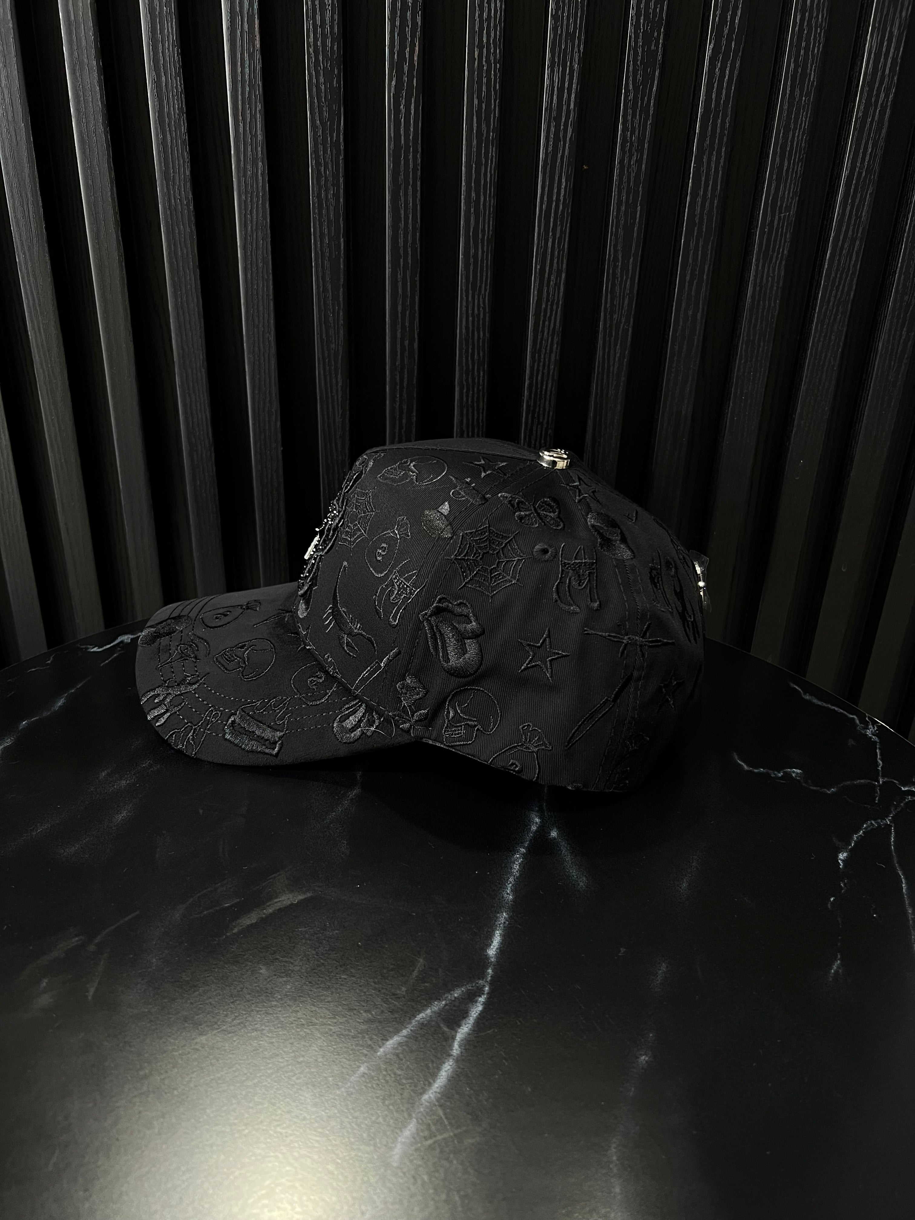 BARBAS HATS B GRAFFITI