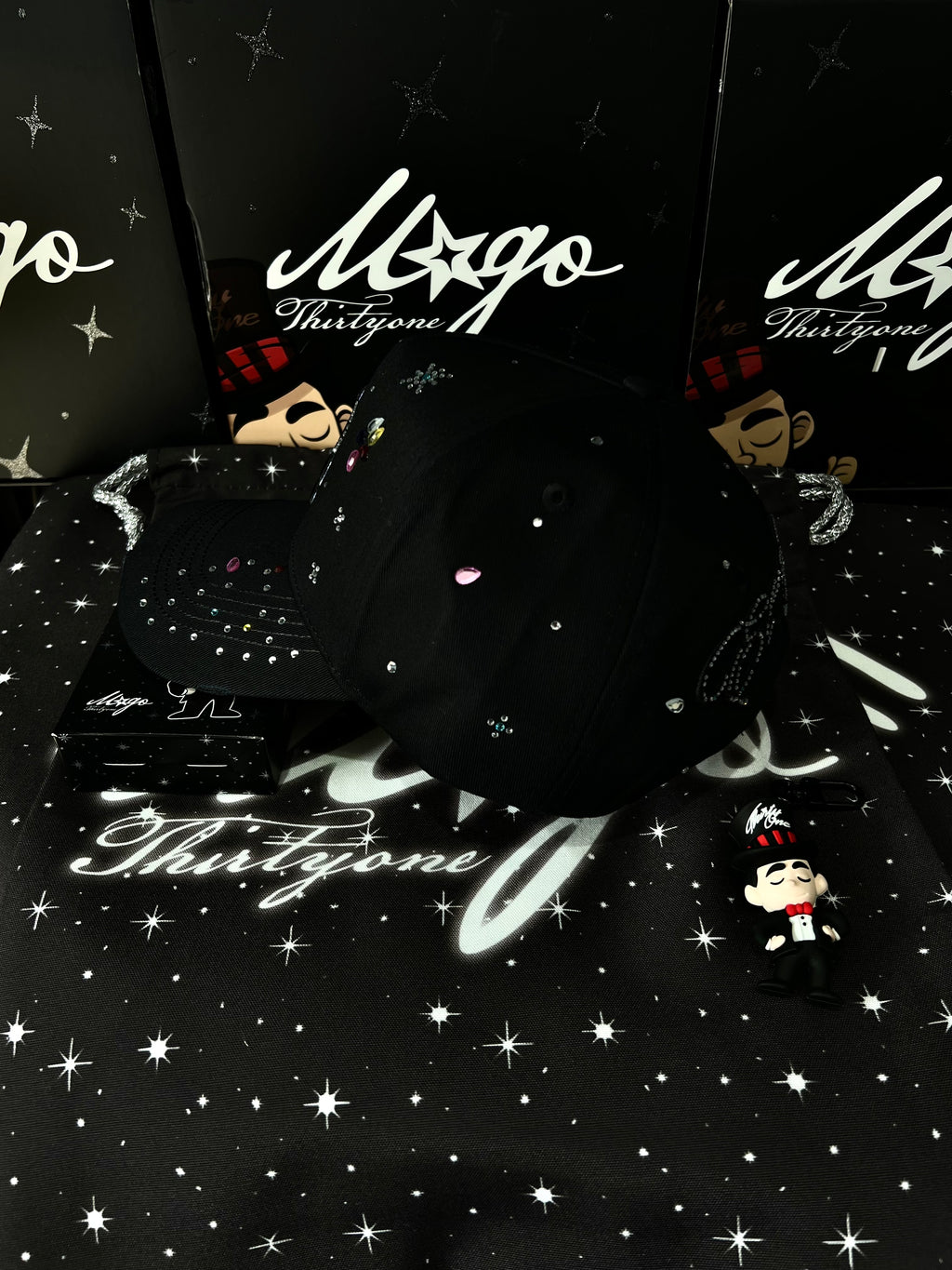 31 HATS X MAGO LA UNIVERSO