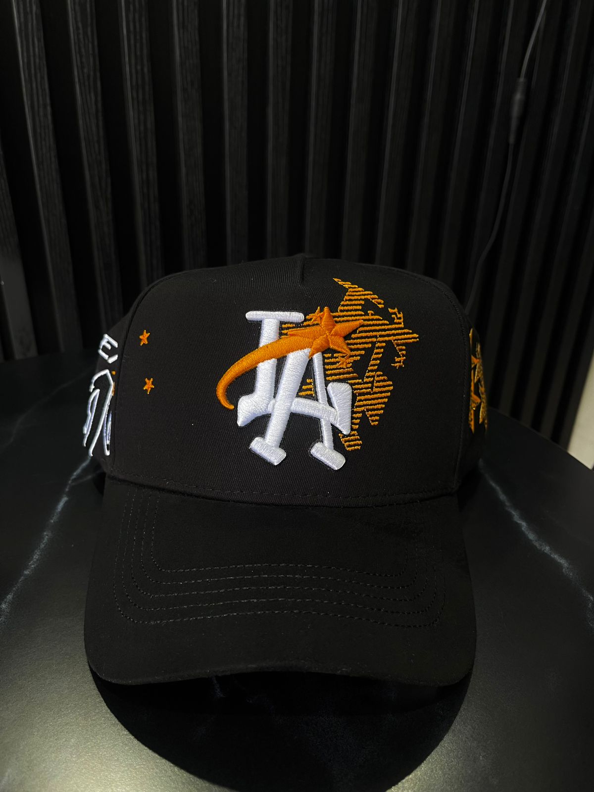 31 Hats x Mago Amarilla