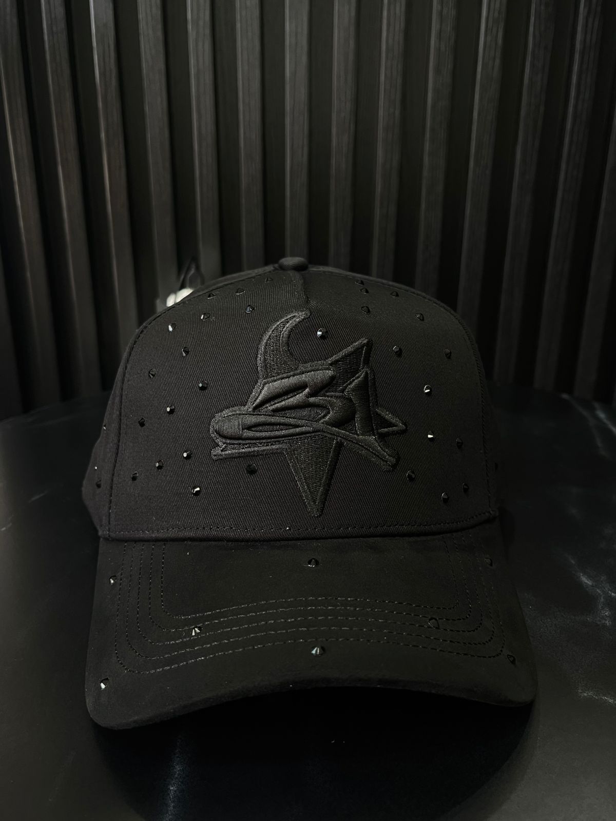 31 Hats BlackOut FullSet