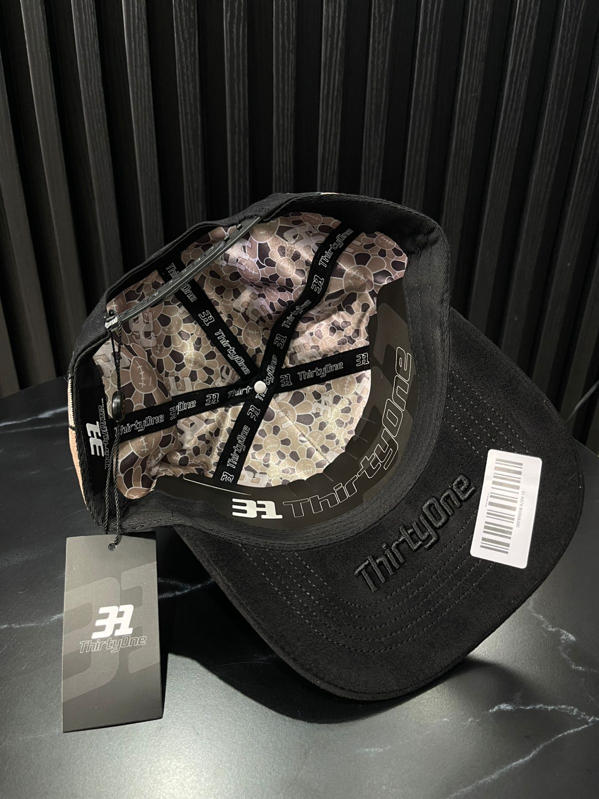 31 Hats Murakami