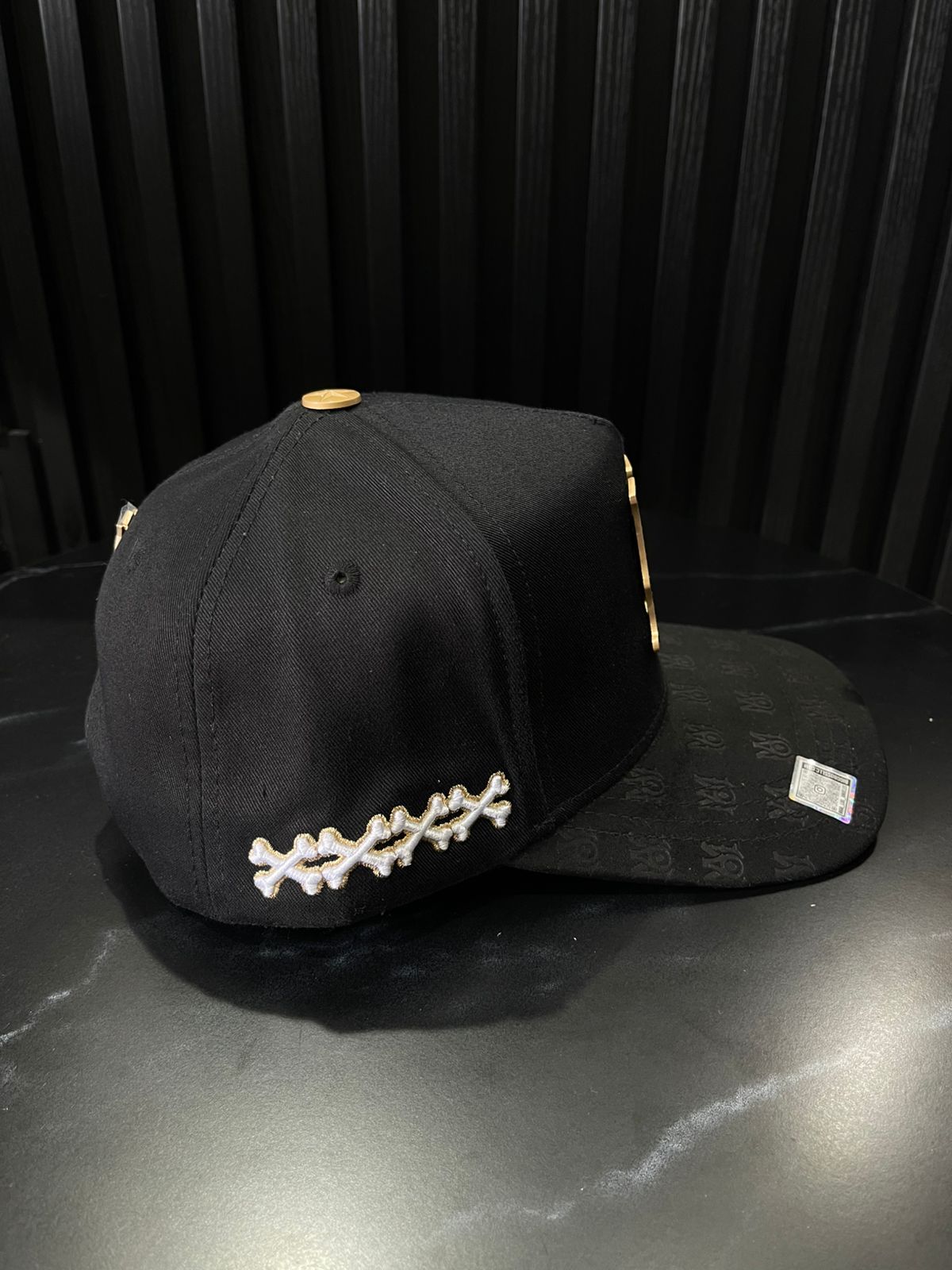 Big Boss Amiri Black Gold