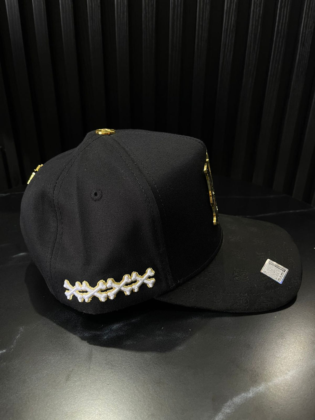 Big Boss Amiri Gold