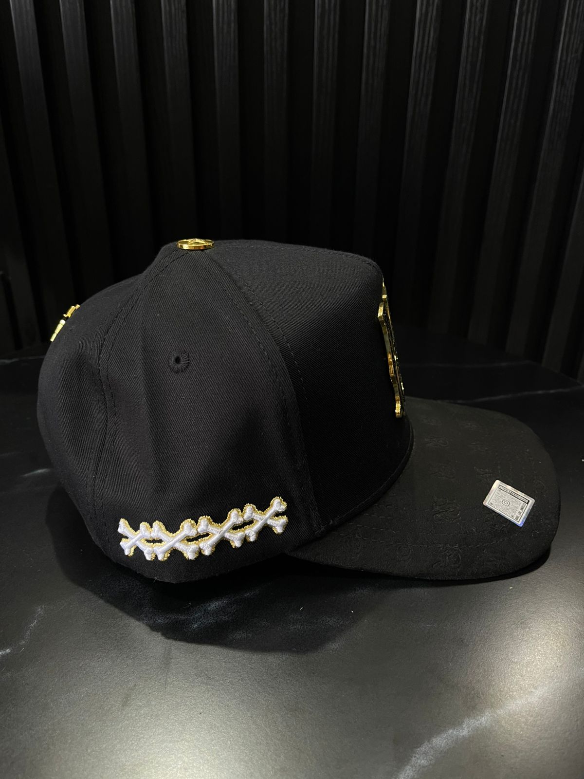 Big Boss Amiri Gold